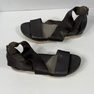 Eileen Fisher Sport Tumbled Leather Sandals